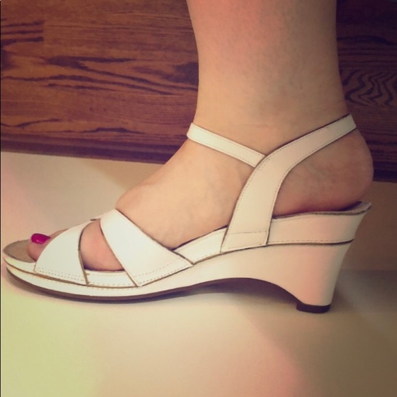 EUC White leather sandals w/taped wedge heel - Picture 2 of 4